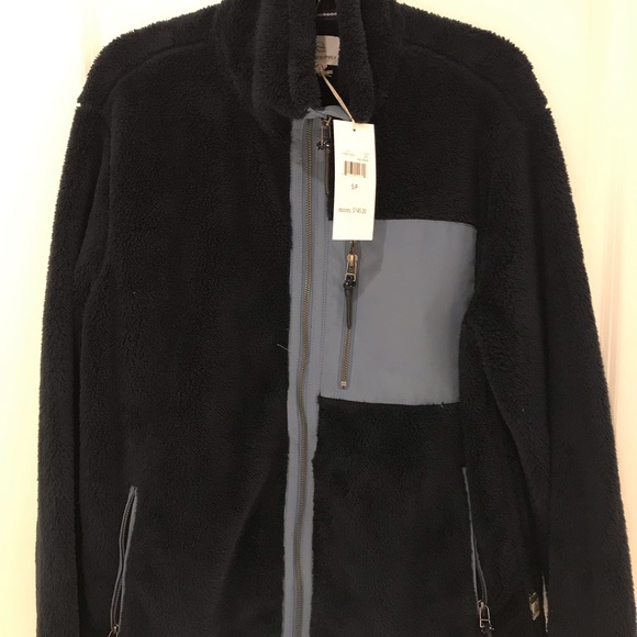 NWT Unworn very soft zip up sweater - Picture 2 of 4